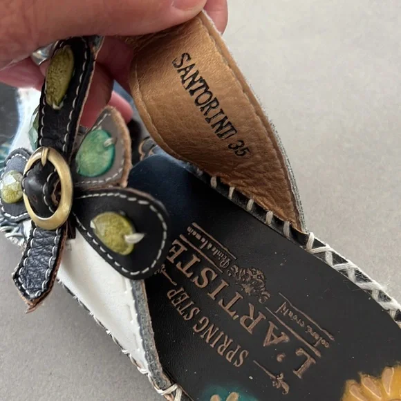 Gently worn womens size 35 L’Artiste sandals - Picture 4 of 5